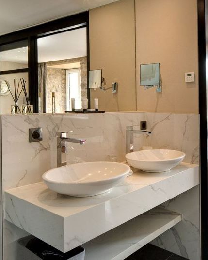 Salle de bains ouverte sur la chambre, Domaine de la Klauss